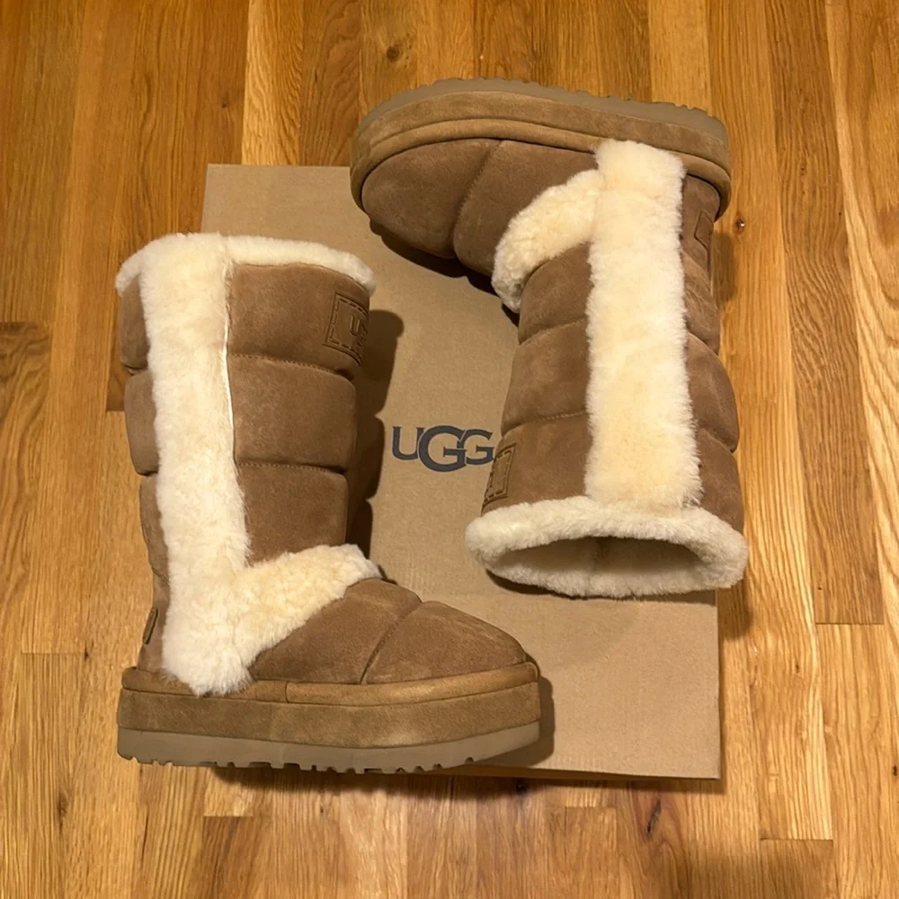 NIB New In Box UGGs - Picture 1 of 10